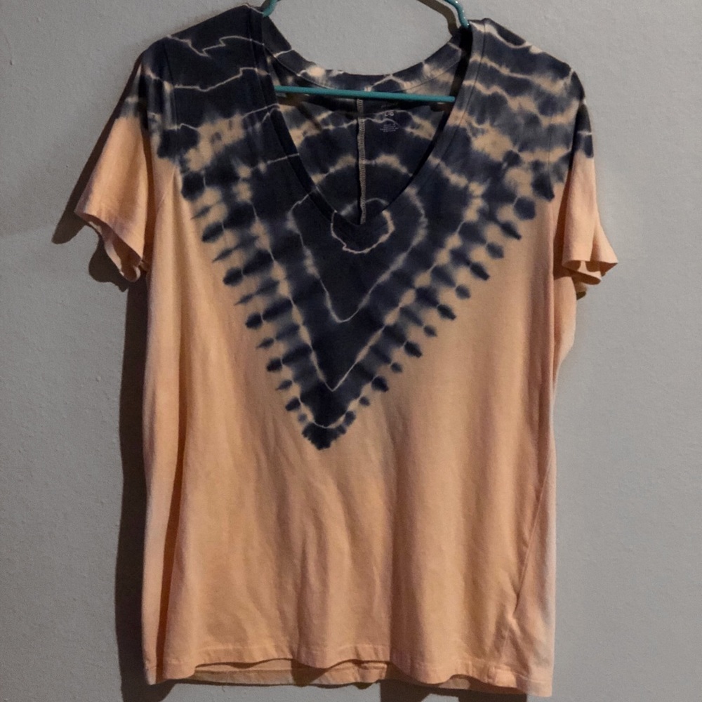 psychedelic blue tie dye shirt